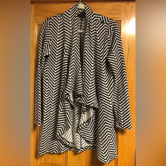 The Limited Convertible Cardigan Tunic Size M - Picture 2 of 6